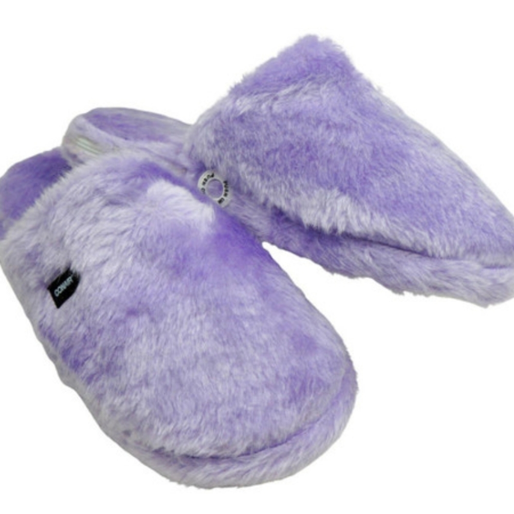 Conair Vibrating Fuzzy Slippers